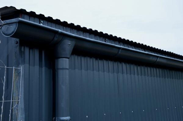 Metal Sheeting Installation in Sanford