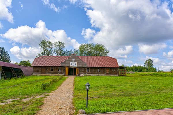 Barn Roofing Service in Sanford